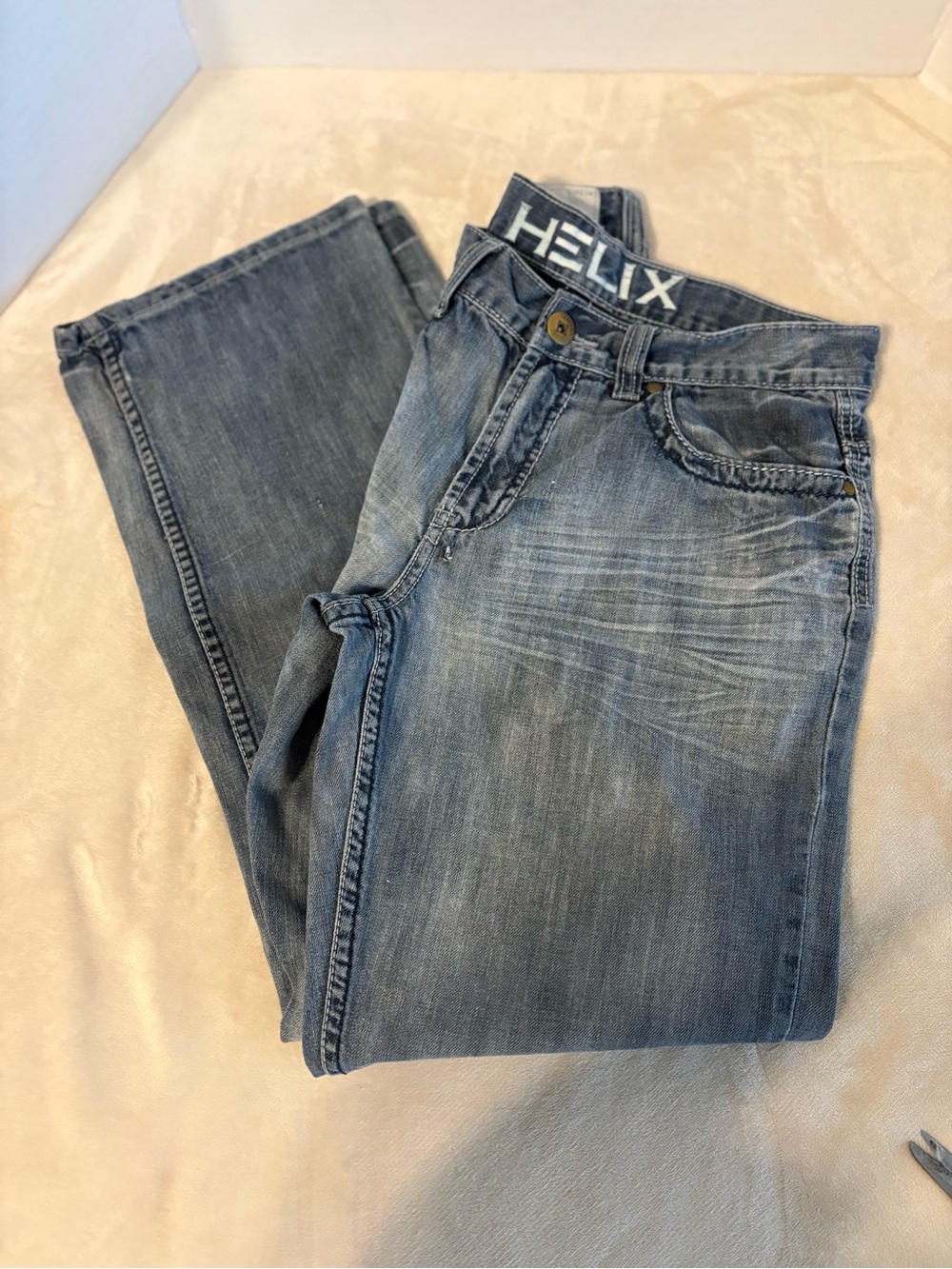 Helix Men's Slim Straight Jeans in Faded Blue 29x30